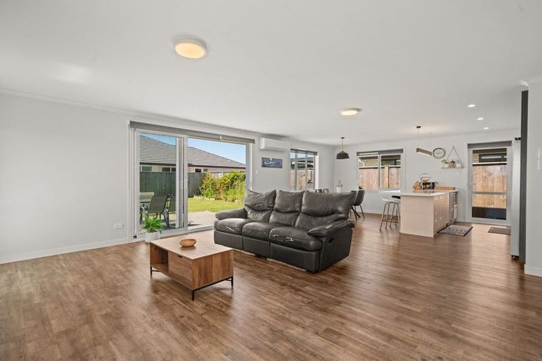 Photo of property in 16 Kotare Drive, Coastlands, Whakatane, 3120