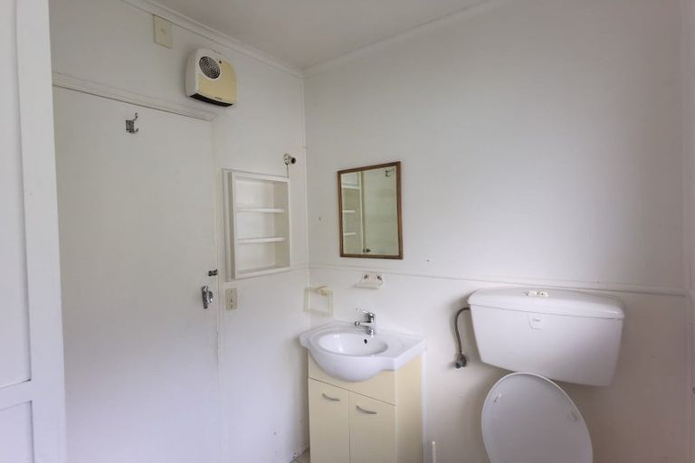 Photo of property in 2/35 Arthur Road, Hillpark, Auckland, 2102