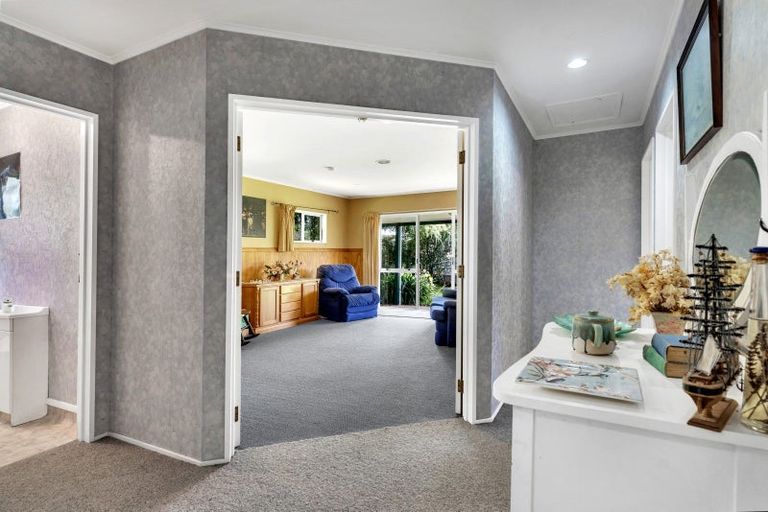 Photo of property in 55 Charles Street, Carterton, 5713