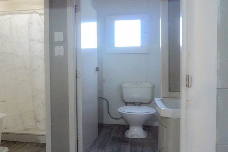 Photo of property in 33 Lister Crescent, Maraenui, Napier, 4110