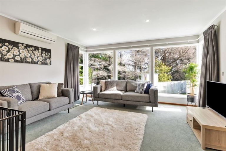 Photo of property in 15 Cunliffe Street, Johnsonville, Wellington, 6037