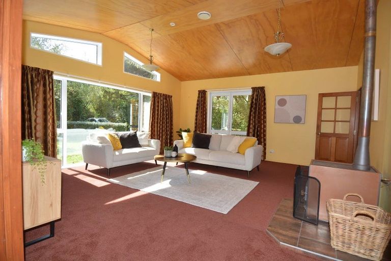 Photo of property in 33 Rakiura Parade, Otatara, Invercargill, 9879