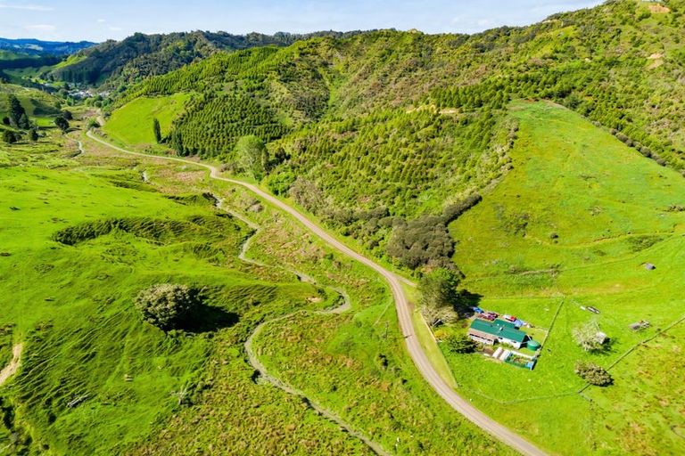 Photo of property in 123 Prospect Road, Whangamomona, Stratford, 4396