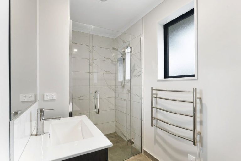 Photo of property in 20 Evelyn Crescent, Marshland, Christchurch, 8083