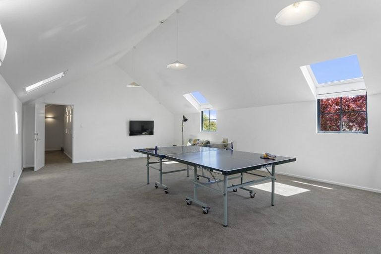 Photo of property in 37 Thornycroft Street, Fendalton, Christchurch, 8052