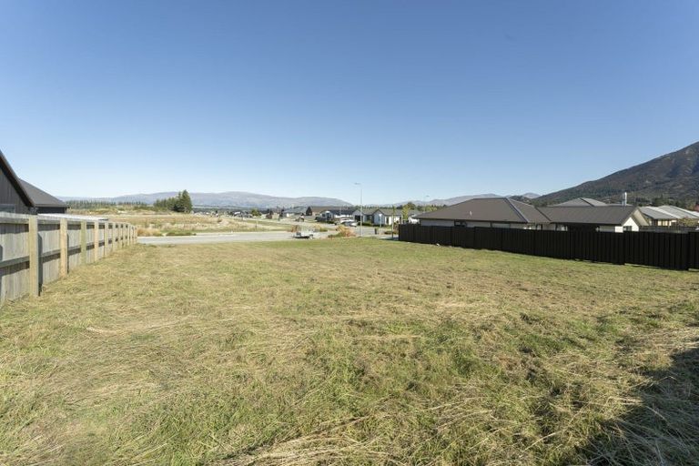 Photo of property in 37 Timsfield Drive, Lake Hawea, 9382