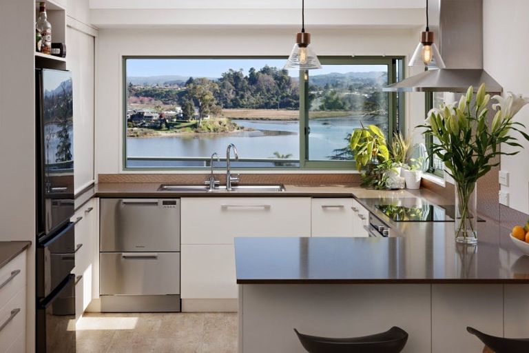 Photo of property in 122 Haukore Street, Hairini, Tauranga, 3112