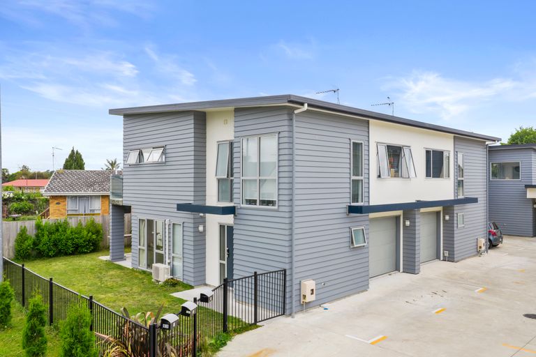 Photo of property in 1/11 Crosher Place, Silverdale, Hamilton, 3216