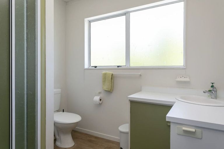 Photo of property in 7 Dorothy Drive, Acacia Bay, Taupo, 3330