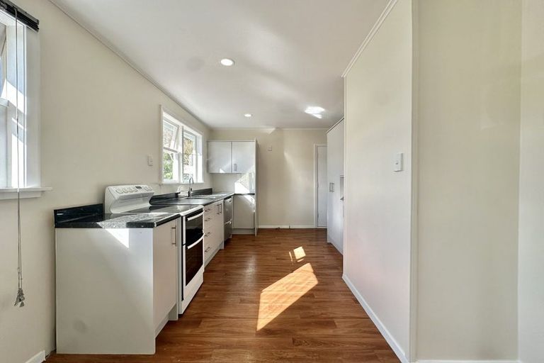 Photo of property in 15 Maher Street, Elderslea, Upper Hutt, 5018