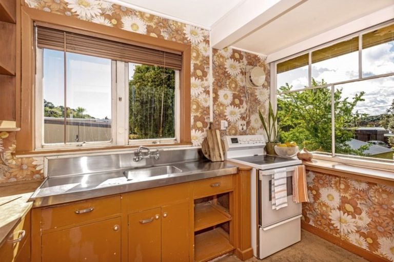 Photo of property in 12 Douglas Street, Okitu, Gisborne, 4010