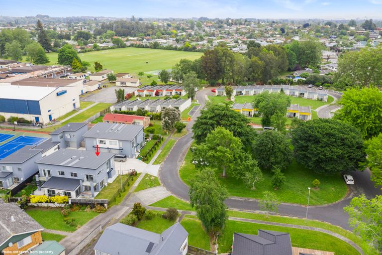 Photo of property in 1/11 Crosher Place, Silverdale, Hamilton, 3216