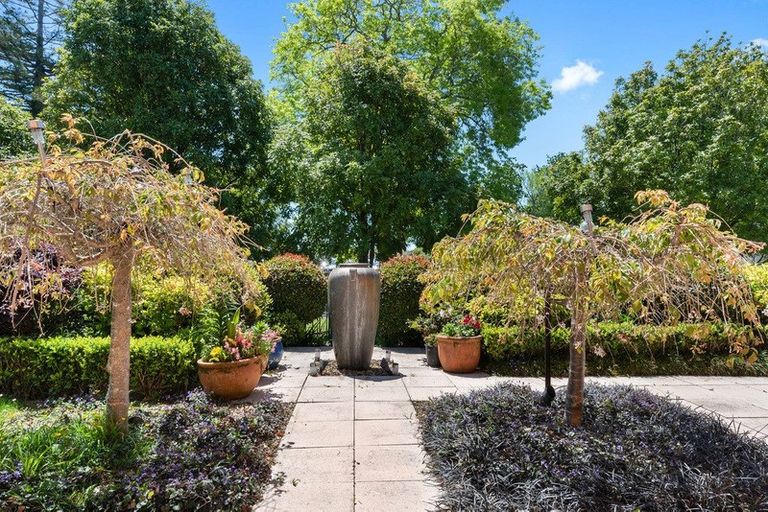 Photo of property in 25 Oak Manor Drive, Albany, Auckland, 0632