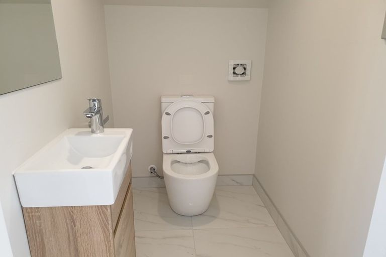 Photo of property in 5 Kea Road, Silverdale, 0932