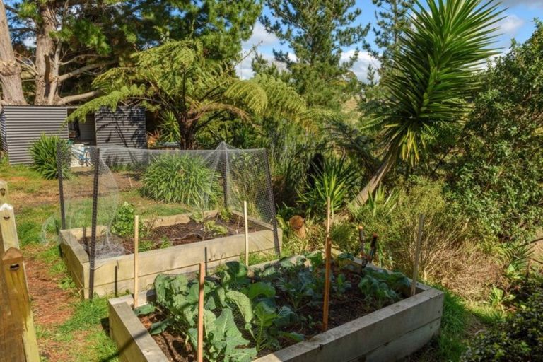 Photo of property in 312 Waitaha Road South, Welcome Bay, Tauranga, 3175