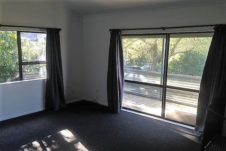 Photo of property in 145 Miromiro Road, Normandale, Lower Hutt, 5010