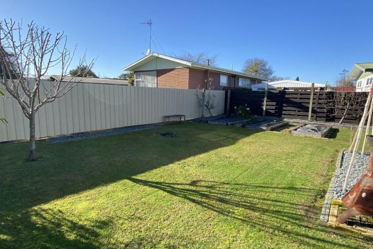 Photo of property in 42 Rutherford Street, Chedworth, Hamilton, 3210