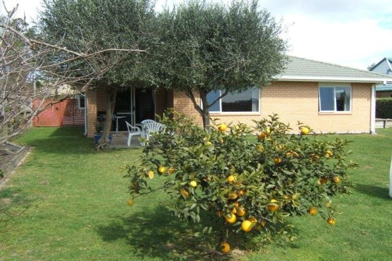 Photo of property in 16 Eclipse Terrace, Welcome Bay, Tauranga, 3112