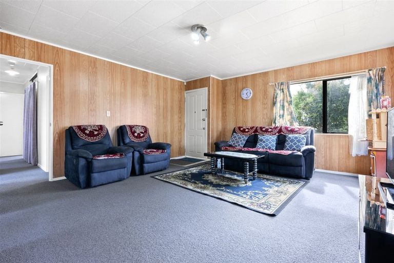 Photo of property in 1 Horlicks Place, Randwick Park, Auckland, 2105