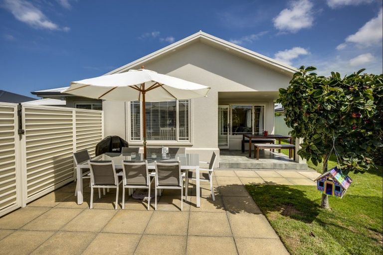 Photo of property in 5a Elbourne Street, Taradale, Napier, 4112