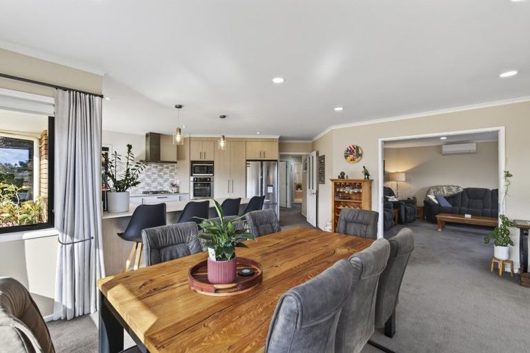Photo of property in 30 Jules Crescent, Bell Block, New Plymouth, 4312