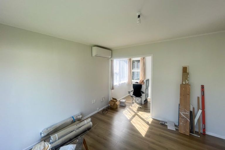 Photo of property in 23 Tomo Street, New Lynn, Auckland, 0600