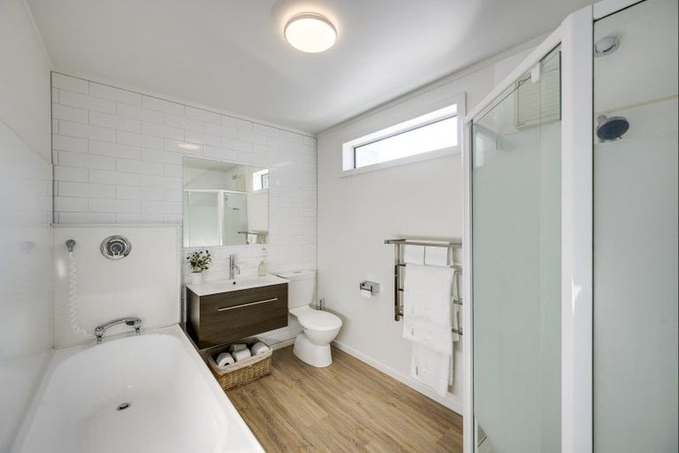 Photo of property in 407 Marine Parade, Napier South, Napier, 4110