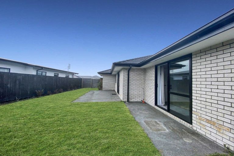 Photo of property in 6 Letitia Street, Burwood, Christchurch, 8083