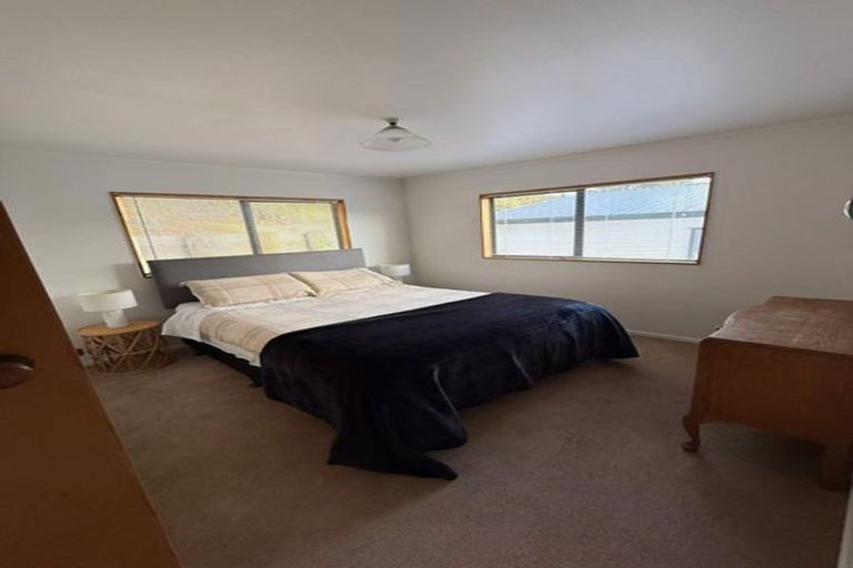 Photo of property in 18 Manuka Drive, Whangamata, 3691