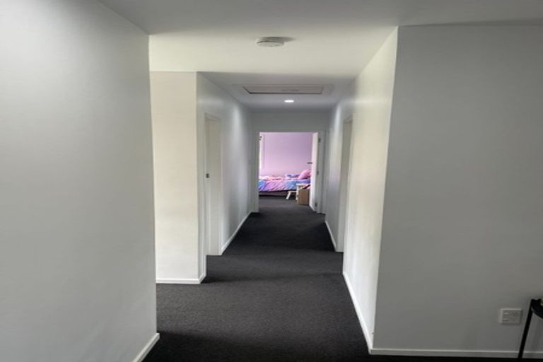 Photo of property in 1 Oxford Street, Tirau, 3410