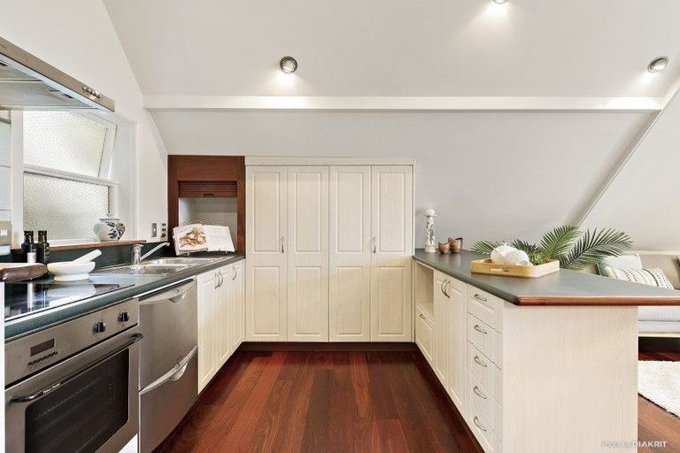 Photo of property in 78b Salamanca Road, Kelburn, Wellington, 6012
