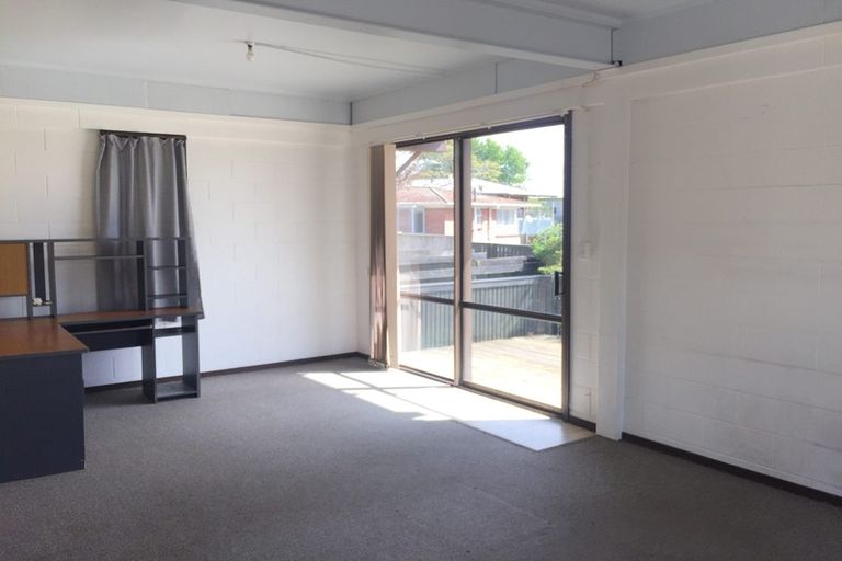 Photo of property in 17a Grande Vue Road, Hillpark, Auckland, 2102