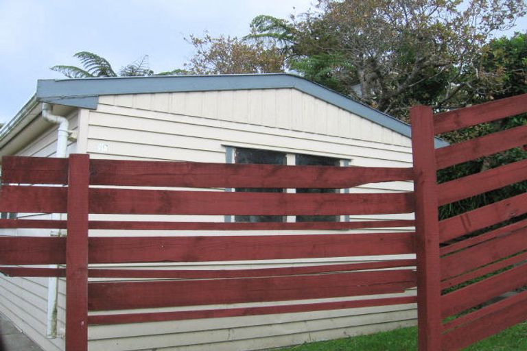 Photo of property in 16 Tuapapa Street, Johnsonville, Wellington, 6037