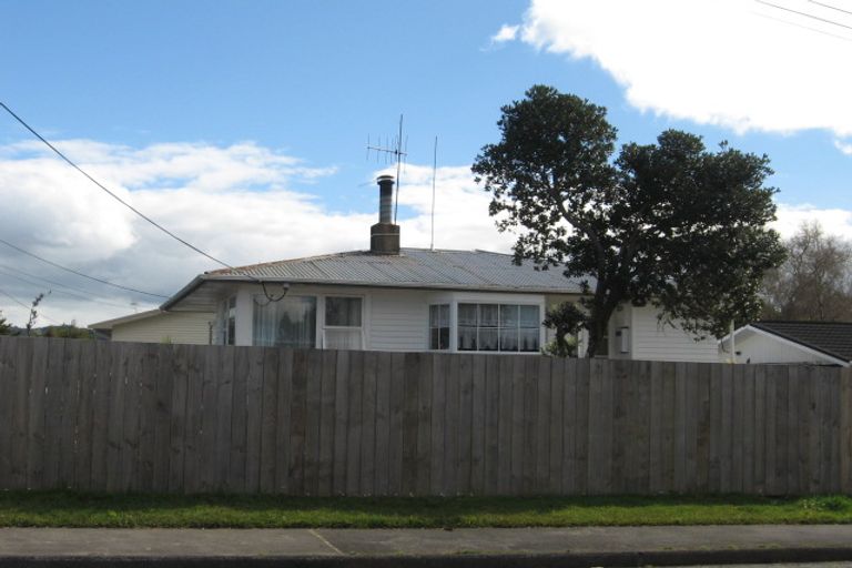 Photo of property in 2 Kohe Street, Parahaki, Whangarei, 0112