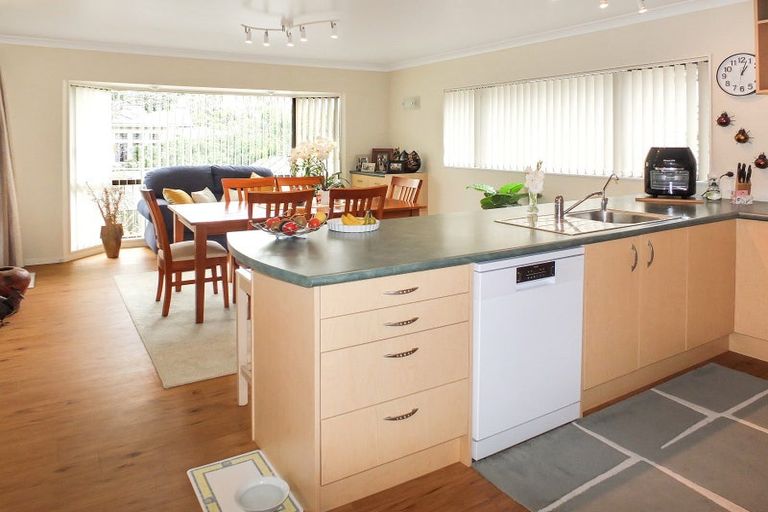 Photo of property in 4 Malthus Place, Foxton Beach, Foxton, 4815