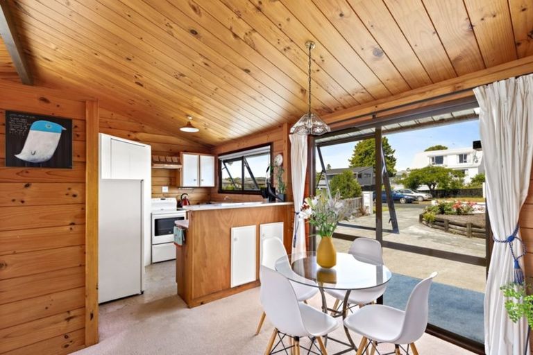 Photo of property in 34 Kawau View Road, Snells Beach, 0920