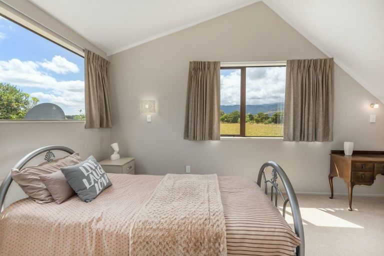 Photo of property in 335 Hautere Cross Road, Hautere, Otaki, 5582