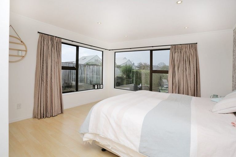 Photo of property in 20 Turnbull Street, Rosedale, Invercargill, 9810