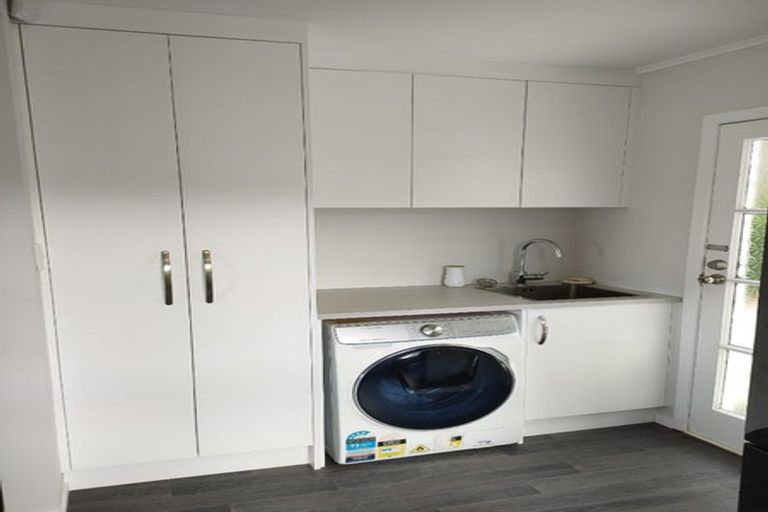 Photo of property in 4b Cedar Street, Maungaraki, Lower Hutt, 5010