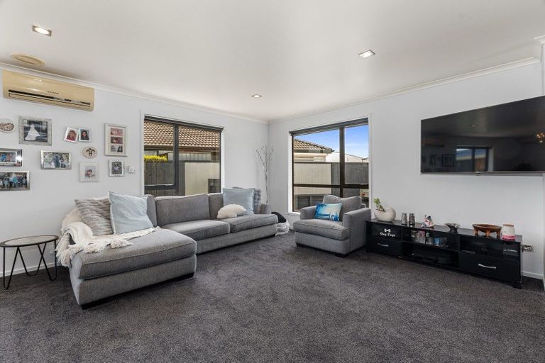 Photo of property in 16 North Crest Drive, Onerahi, Whangarei, 0110