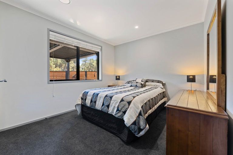 Photo of property in 8 Komahimahi Way, Motuoapa, 3382