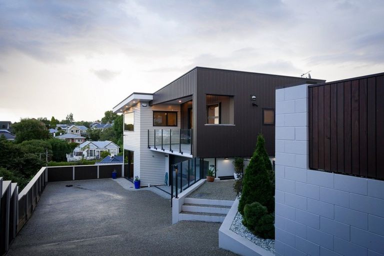 Photo of property in 5 Havelock Street, Mornington, Dunedin, 9011