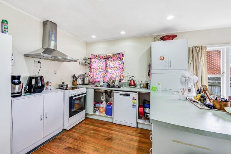 Photo of property in 72 Mansel Avenue, Hillcrest, Hamilton, 3216