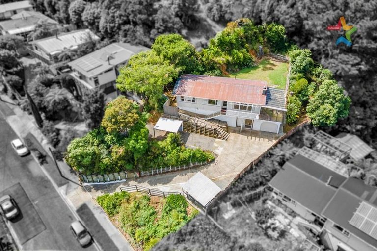 Photo of property in 51 Lowry Crescent, Stokes Valley, Lower Hutt, 5019