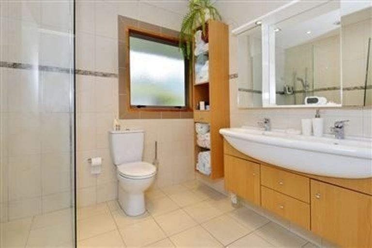 Photo of property in 78 Durey Road, Dairy Flat, Albany, 0792