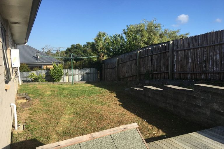 Photo of property in 67d Sabulite Road, Kelston, Auckland, 0602