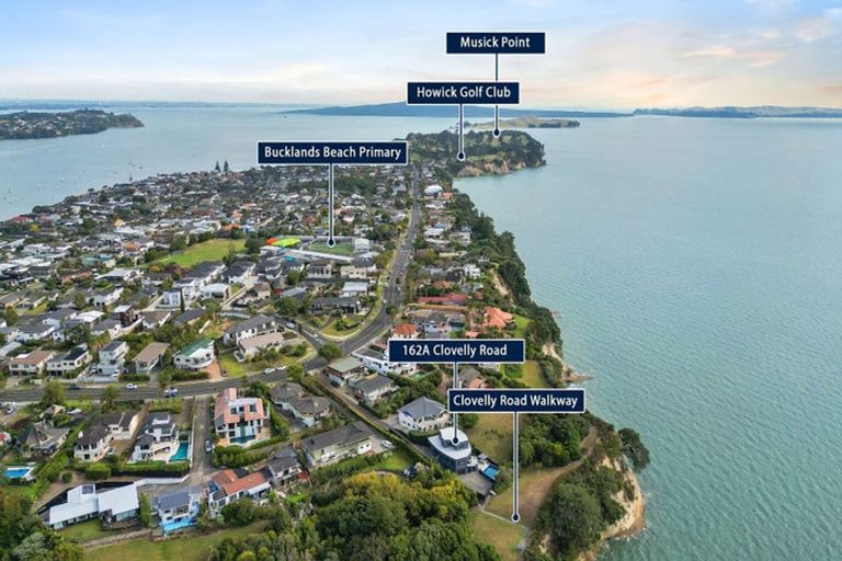 Photo of property in 162a Clovelly Road, Bucklands Beach, Auckland, 2012