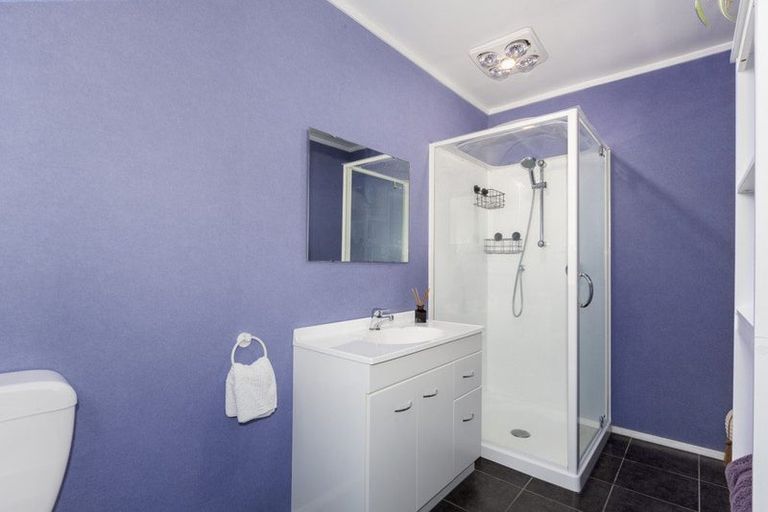 Photo of property in 19 Shackle Lane, Whitby, Porirua, 5024