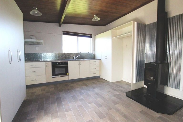 Photo of property in 10 Ruawhata Road, Mangatainoka, Pahiatua, 4982