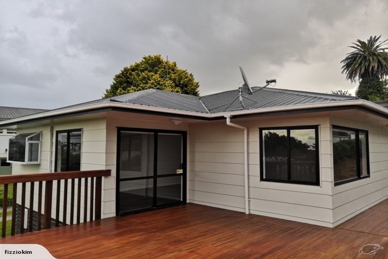 Photo of property in 8b Wiltshire Place, Te Puke, 3119